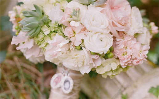 2025年11月15日领证黄道吉日 宜登记领证吉日查询